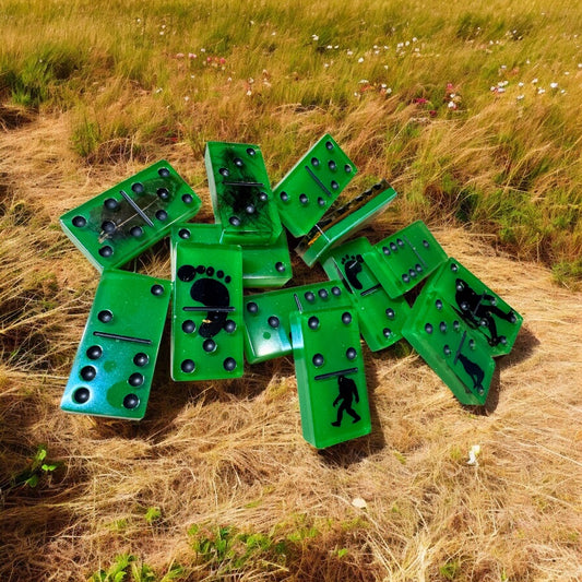 Cryptid Sighting Dominoes ~ Green
